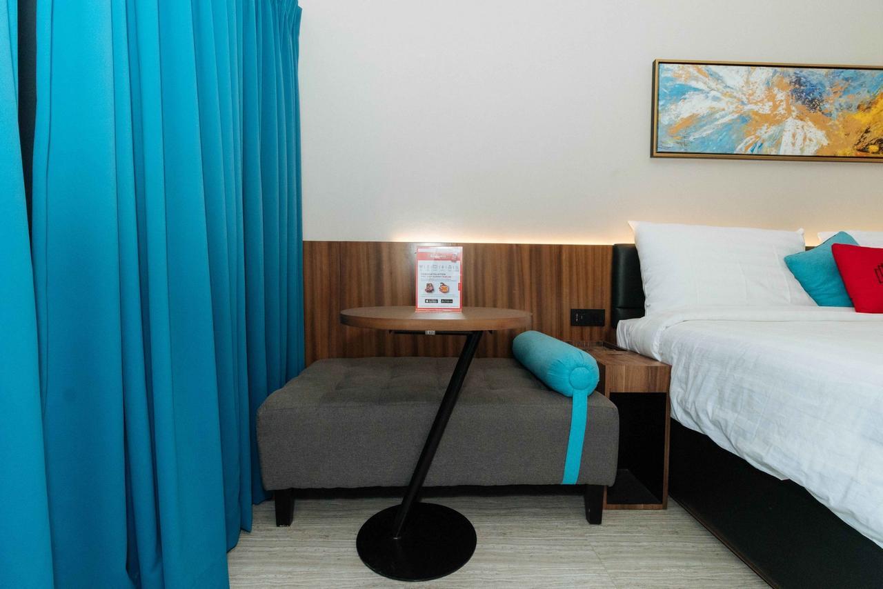 Hotel Reddoorz Premium Near Ust Hospital Manila Esterno foto