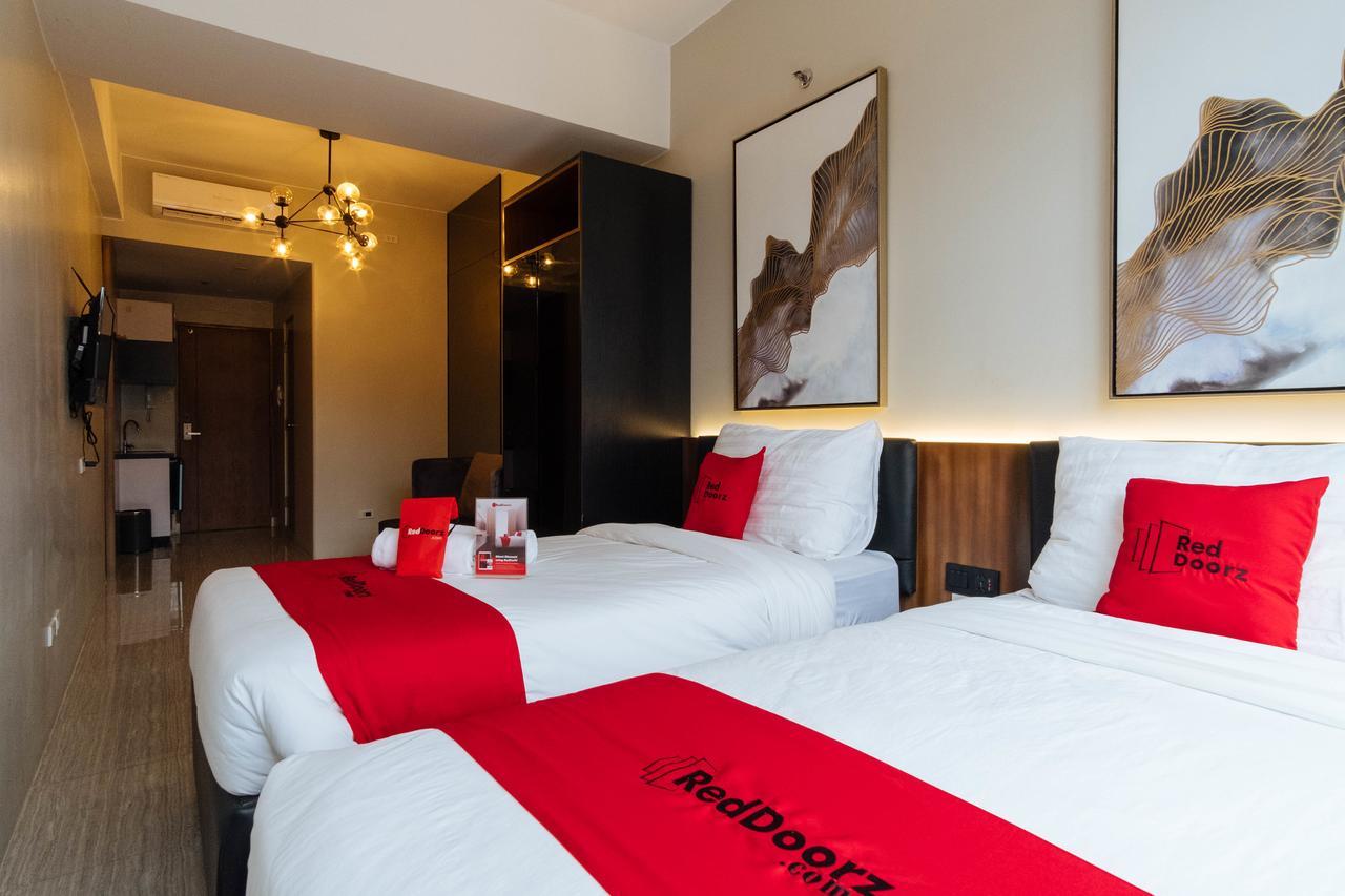 Hotel Reddoorz Premium Near Ust Hospital Manila Esterno foto